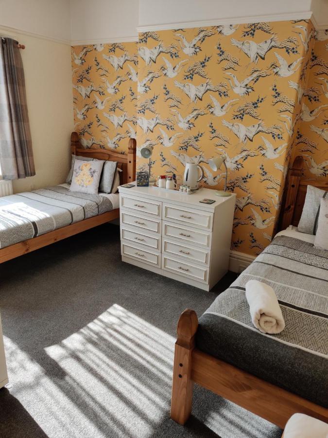 Cameron Court Bed & Breakfast Flamborough