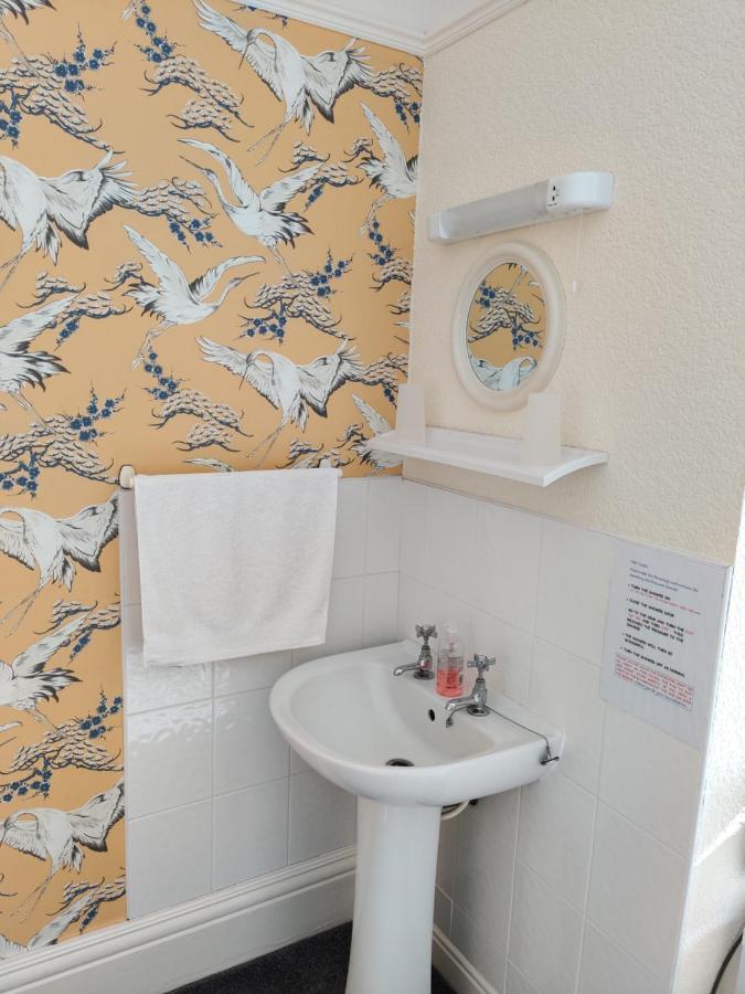 Cameron Court Bed & Breakfast Flamborough